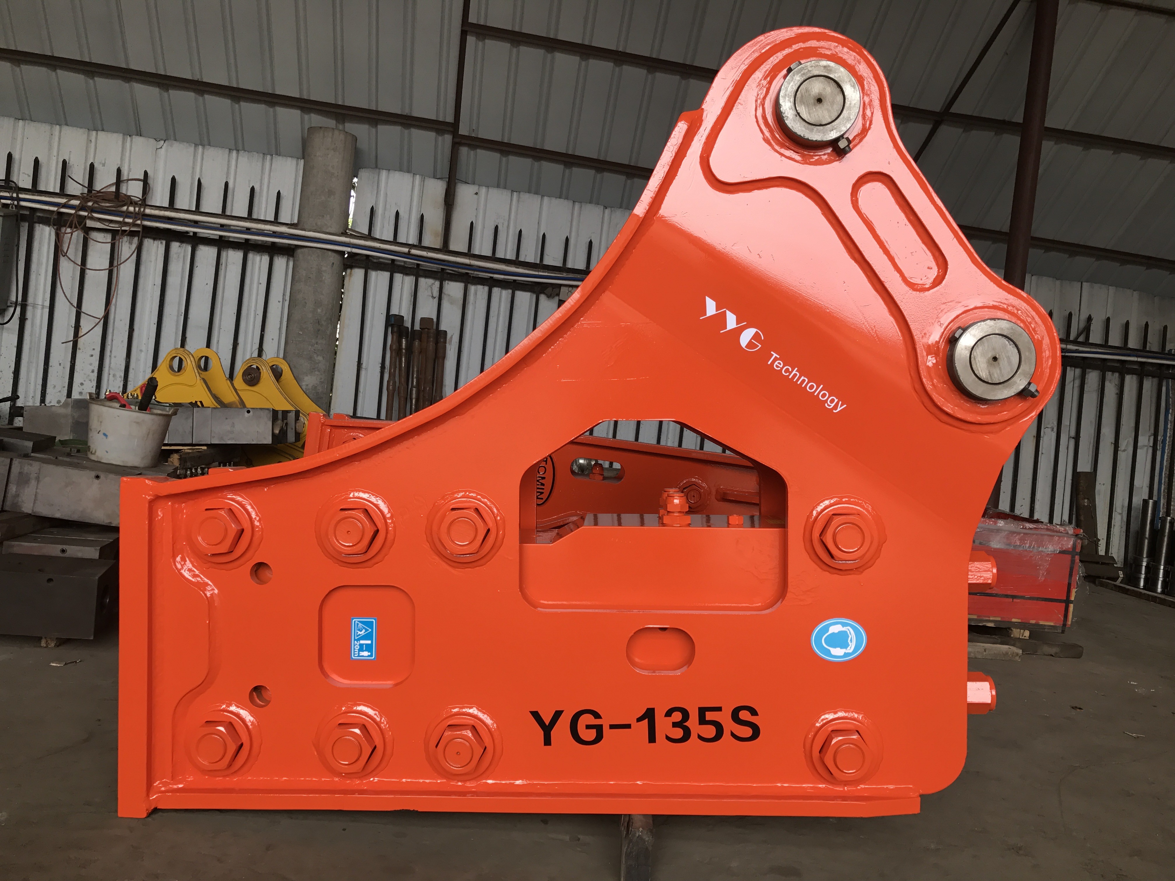 High Efficiency Side Hydraulic Breaker Hammer / Excavator Rock Hammer
