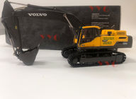 Excavator Volvo EC480D 1:50 alloy model Suitable for collection